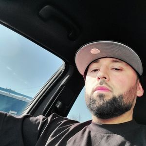 Meet your Posher, Rene